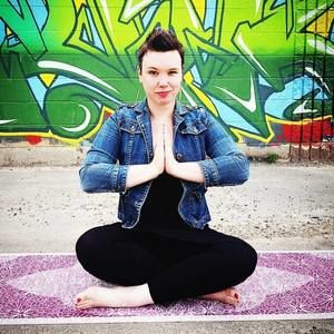 Meet your Posher, Cara